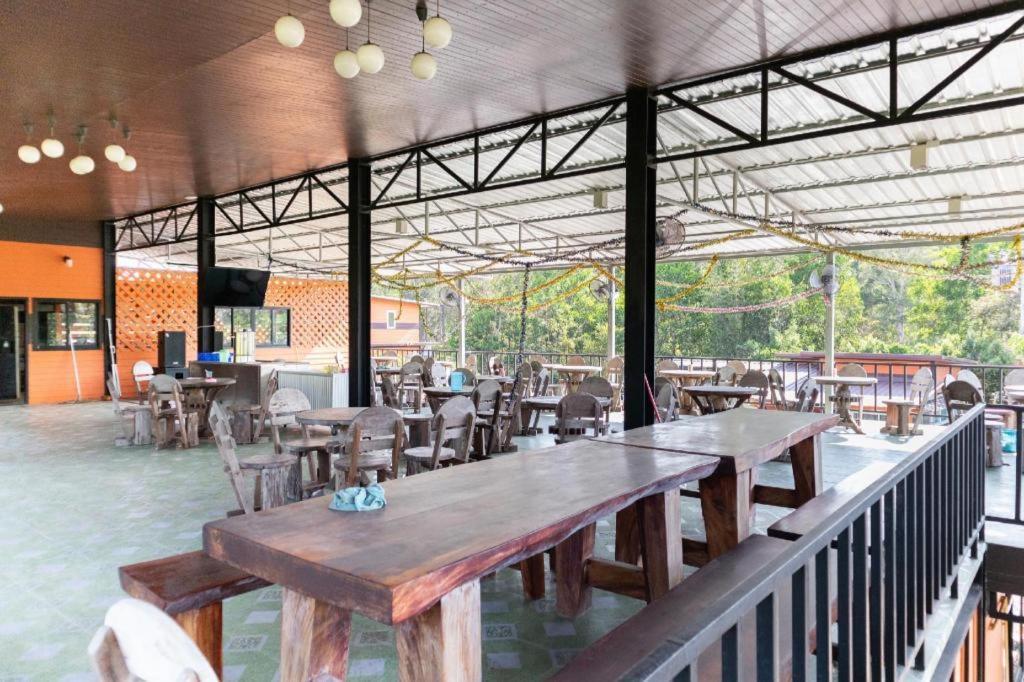 Oyo 755 Rattana Resort Ko Lanta Exteriér fotografie