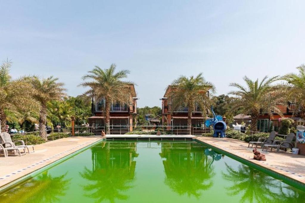Oyo 755 Rattana Resort Ko Lanta Exteriér fotografie